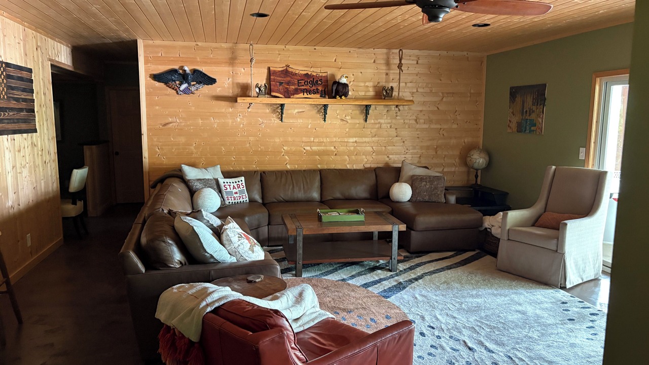 Photo of Livingroom in West Union