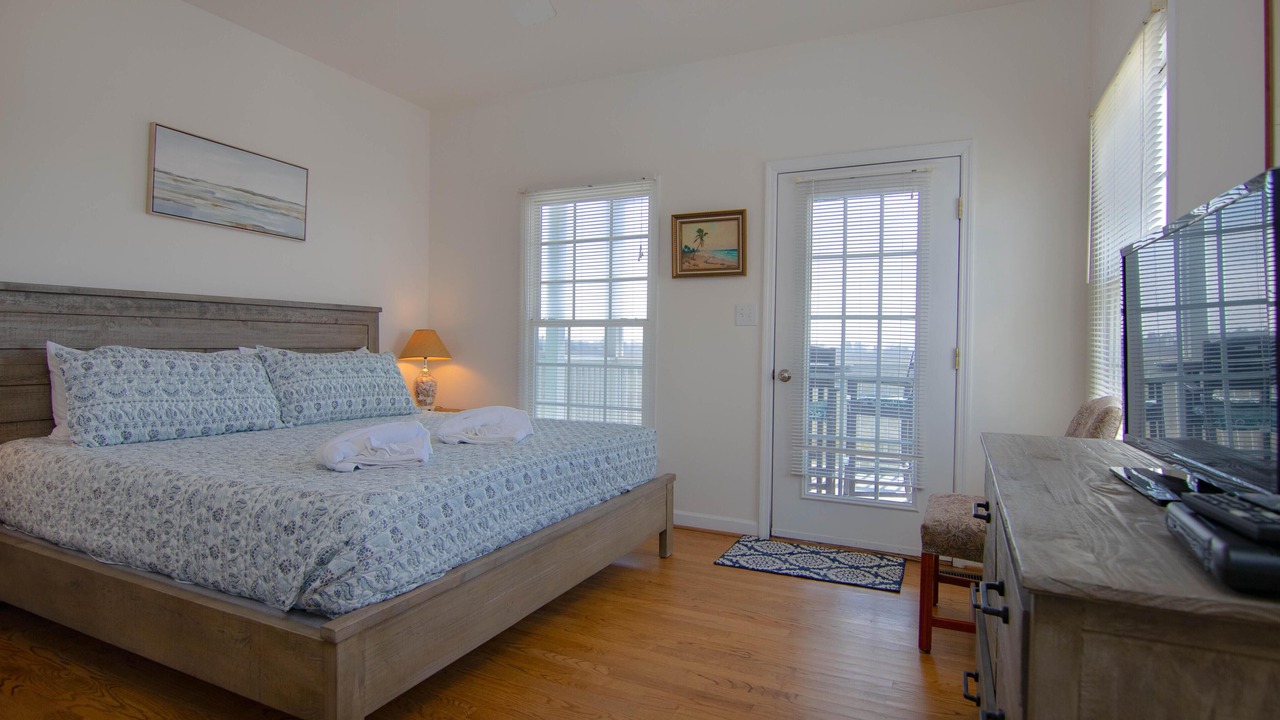Photo of Bedroom in Beachwalk