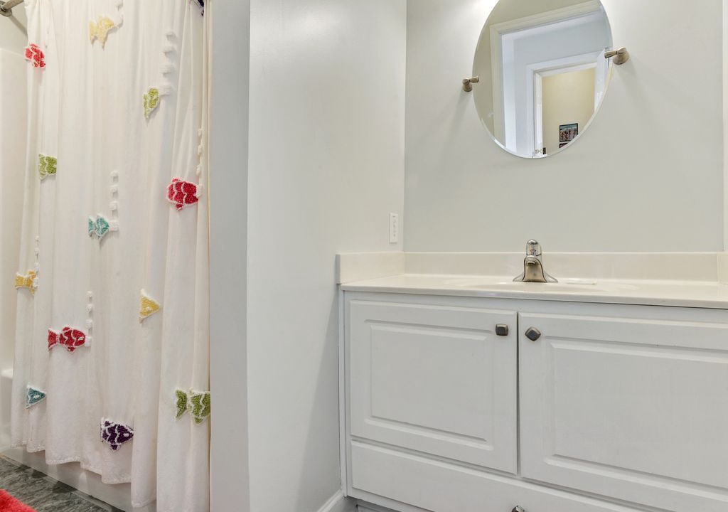 Photo of Bathroom in Beachwalk