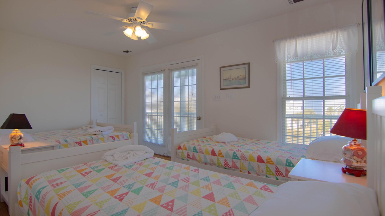 Photo of Bedroom in Beachwalk