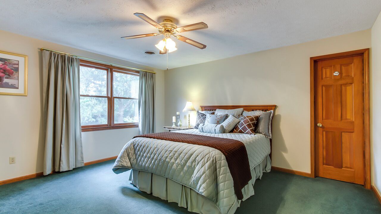 Photo of Bedroom in Seneca