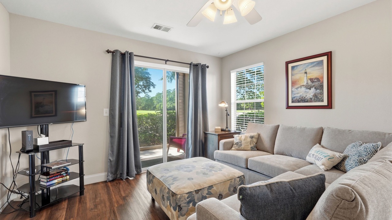 Photo of Livingroom in Pawleys Island
