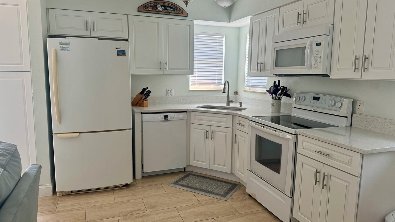 Photo of Kitchen in Floridana Beach