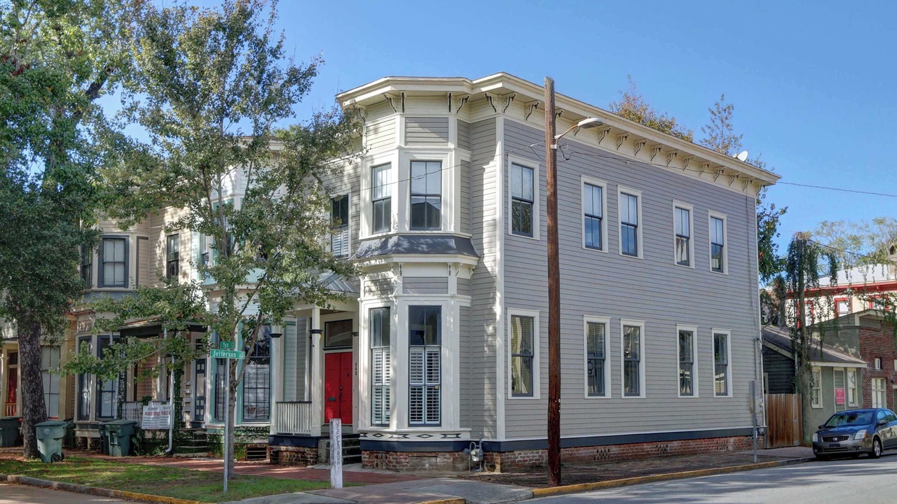 Photo of Outdoor in Savannah Victorian District