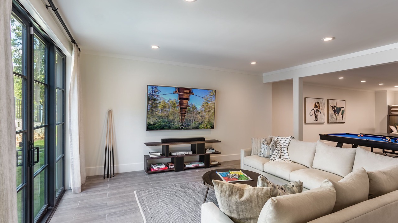 Photo of Livingroom in Seneca