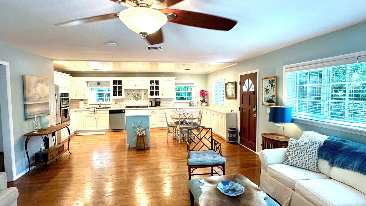 Photo of Livingroom in Wabasso Beach