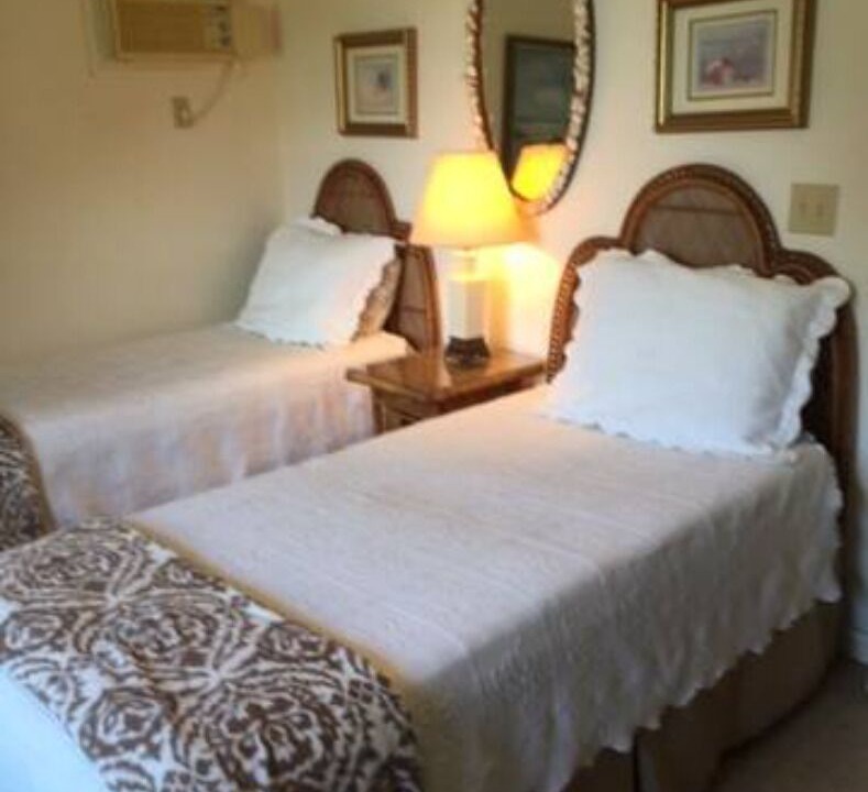 Photo of Bedroom in Crooked Lake