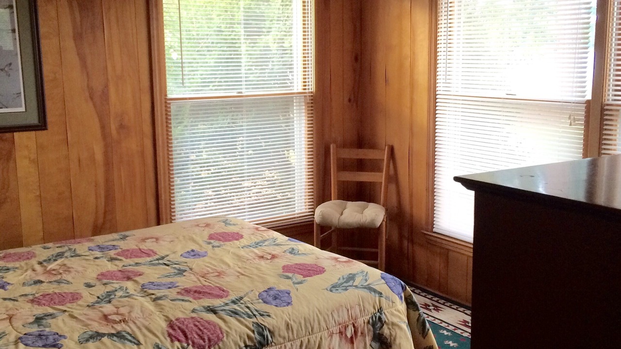 Photo of Bedroom in Summerton
