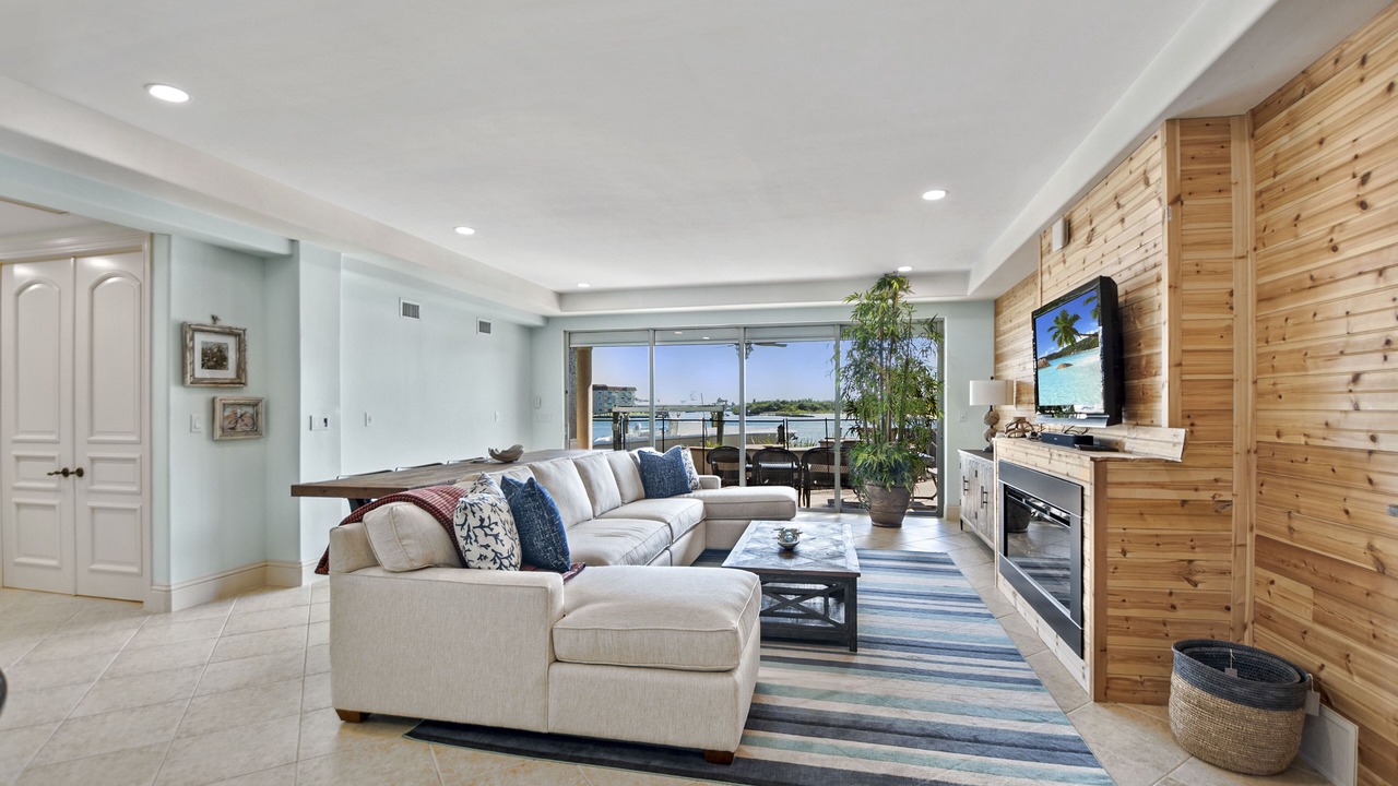 Photo of Livingroom in Isles of Capri