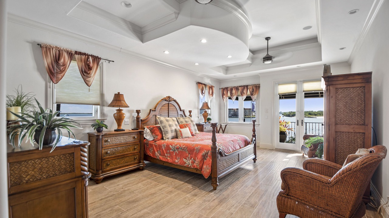 Photo of Bedroom in Isles of Capri