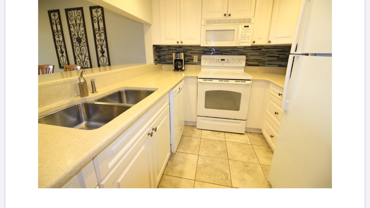 Photo of Kitchen in Shelter Cove