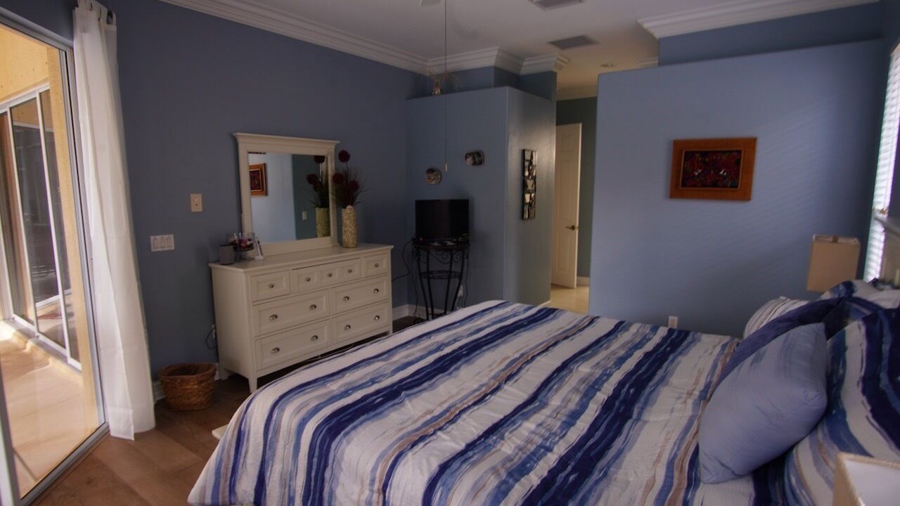 Photo of Bedroom in Masters Reserve