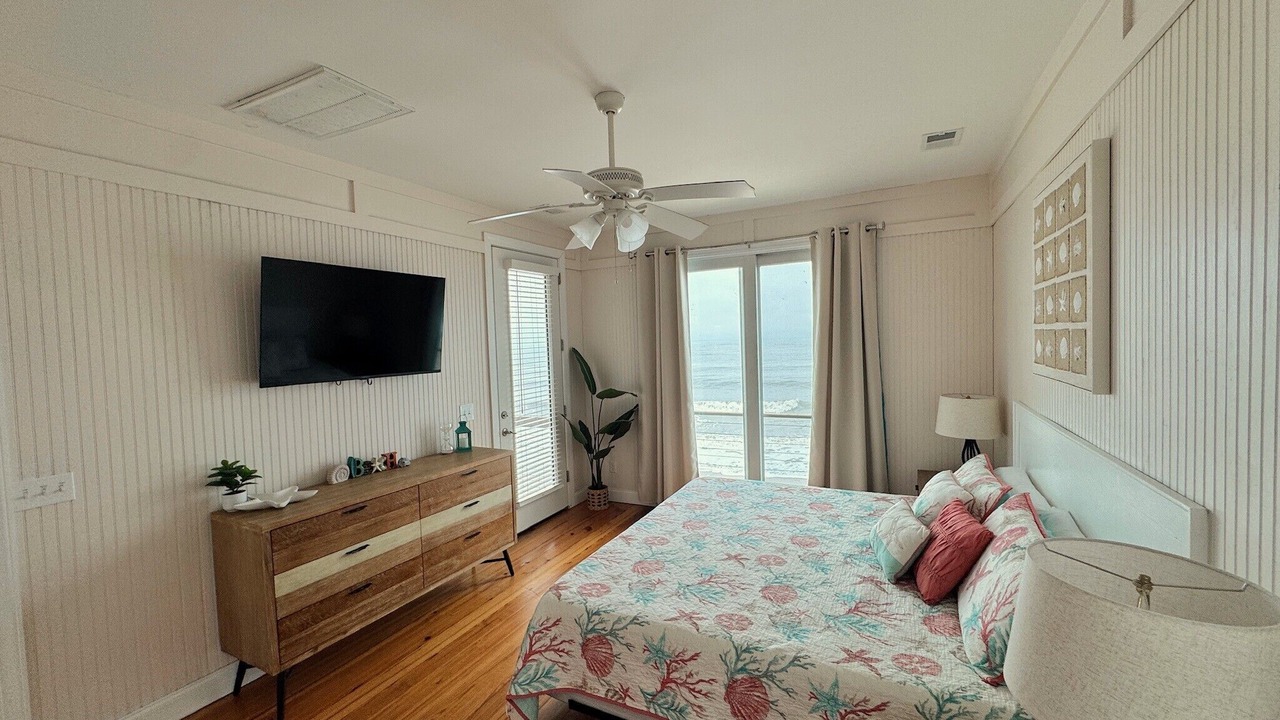 Photo of Bedroom in Edisto Island