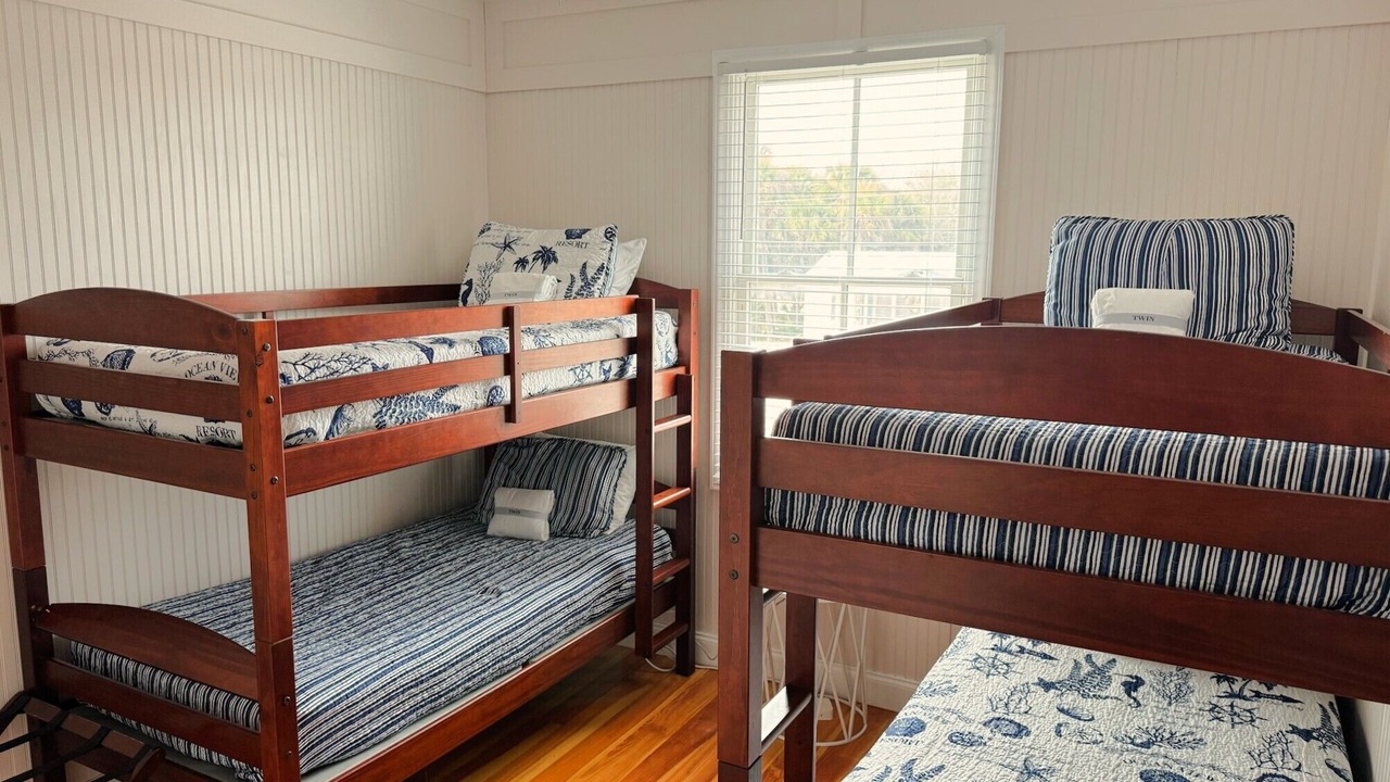 Photo of Bedroom in Edisto Island