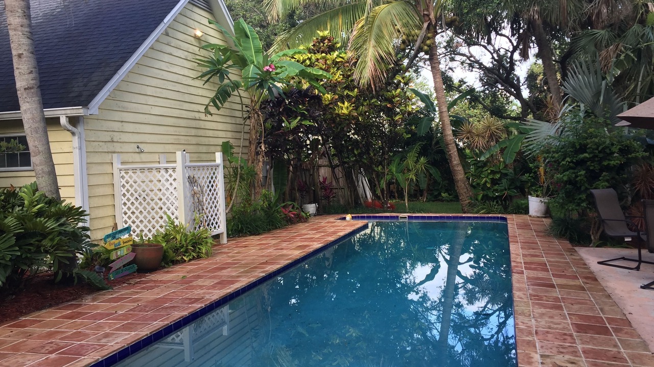 Photo of Outdoor in Old Orchid