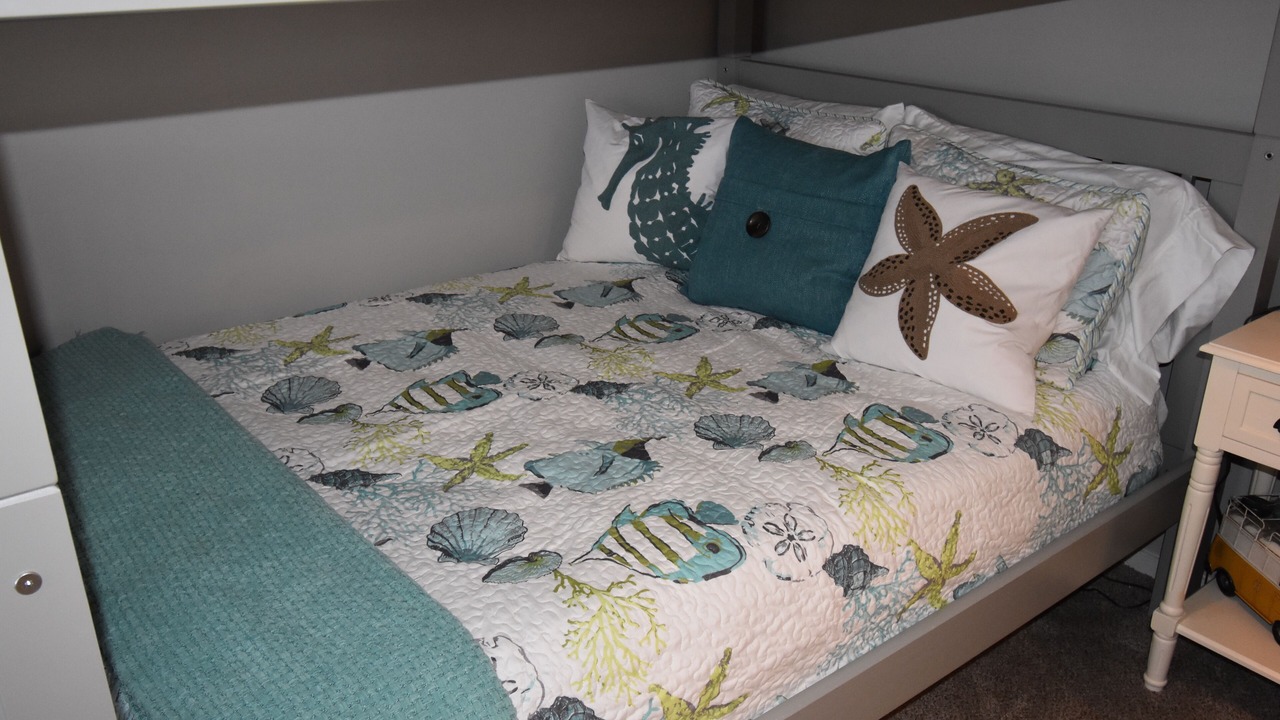 Photo of Bedroom in Surfside Beach