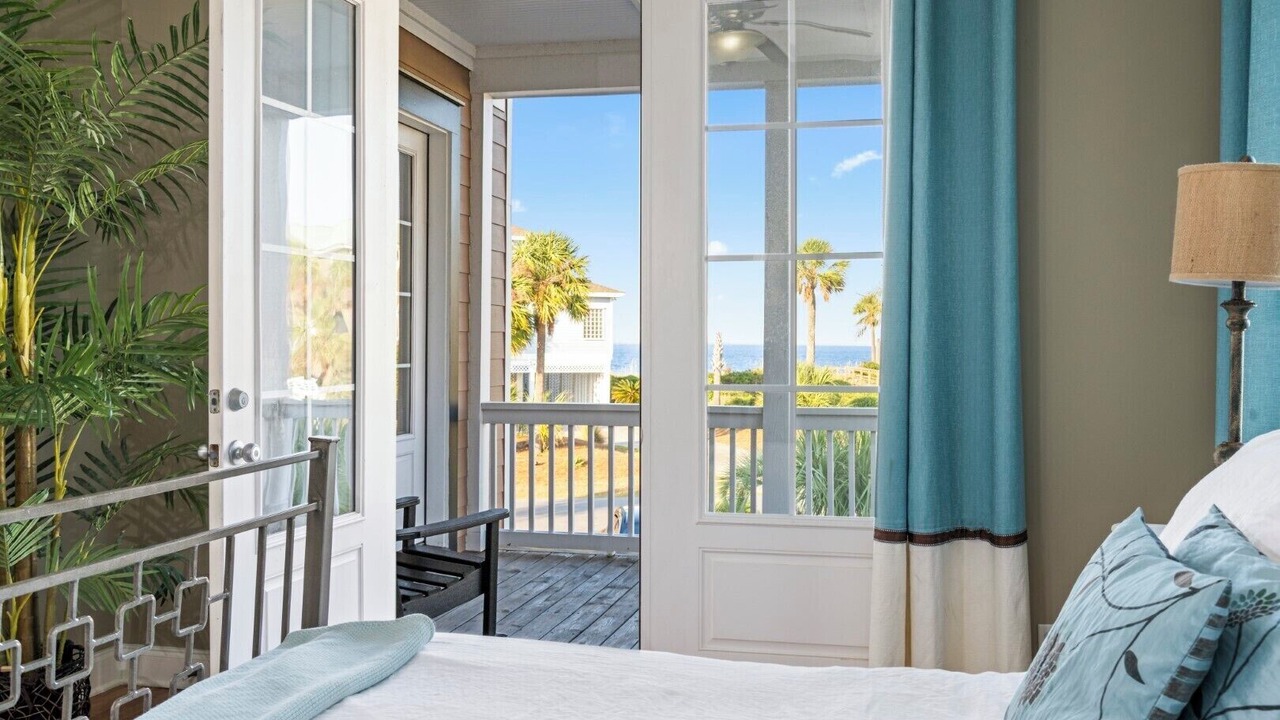 Photo of Bedroom in Beachwalk