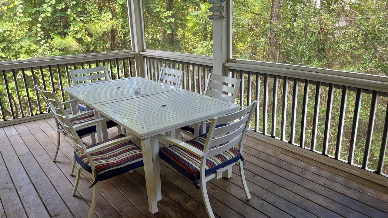 Photo of Outdoor in Oceanmarsh Subdivision