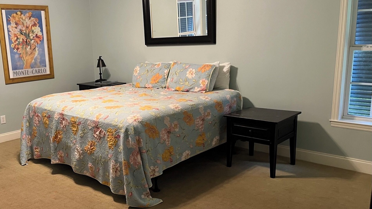 Photo of Bedroom in Oceanmarsh Subdivision