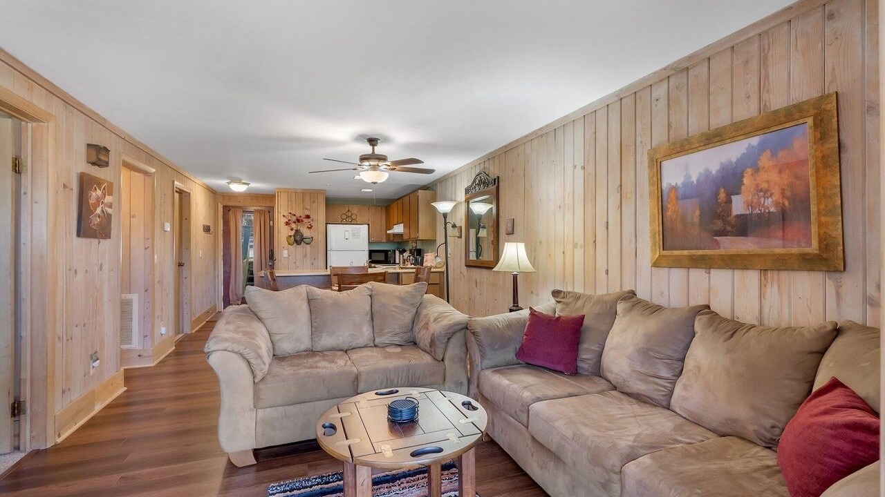 Photo of Livingroom in Salem