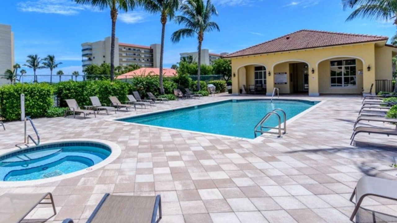 Photo of Outdoor in Hutchinson Island South