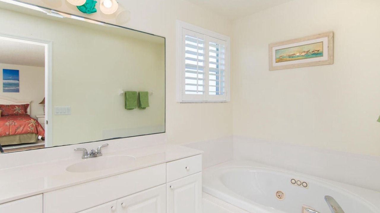 Photo of Bathroom in Melbourne Beach