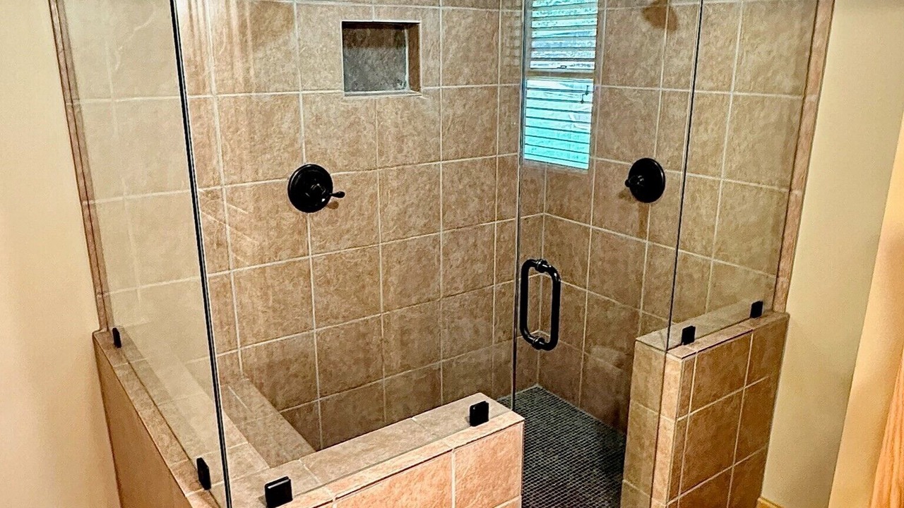 Photo of Bathroom in Gumlog