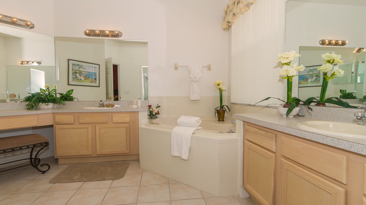 Photo of Bathroom in Calabay Parc
