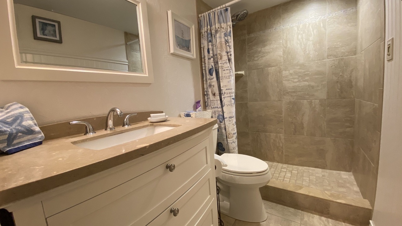 Photo of Bathroom in Central Beach