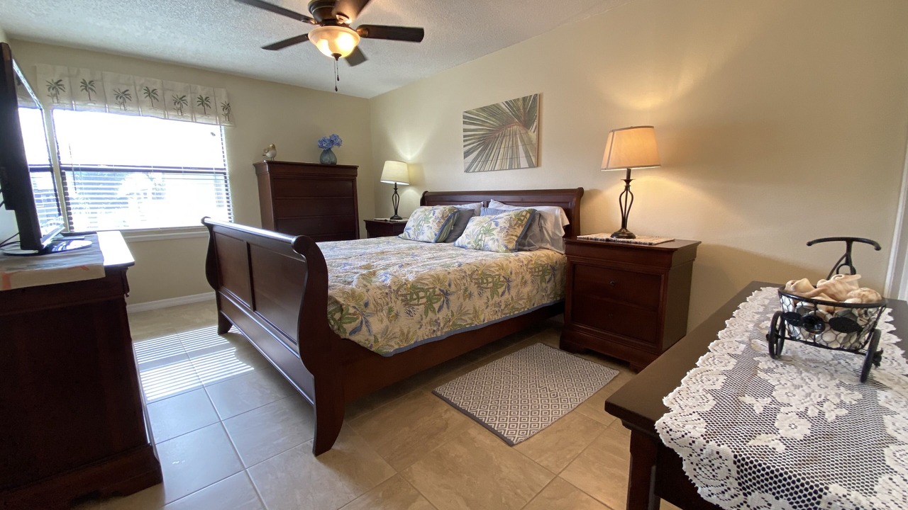 Photo of Bedroom in Central Beach