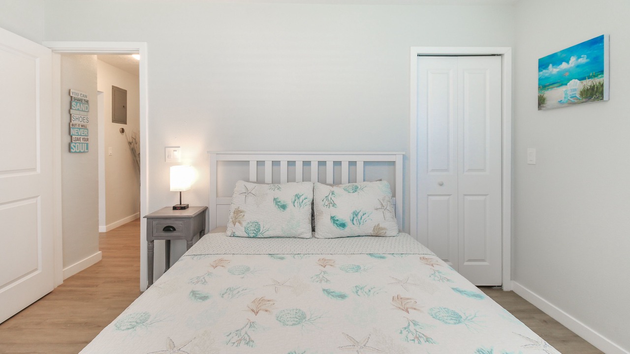 Photo of Bedroom in Melbourne Beach