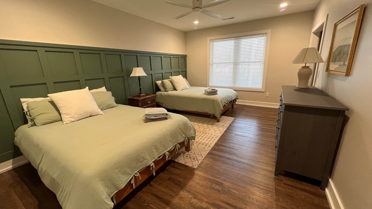 Photo of Bedroom in Seneca