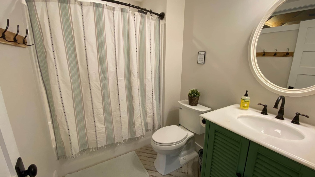Photo of Bathroom in Seneca