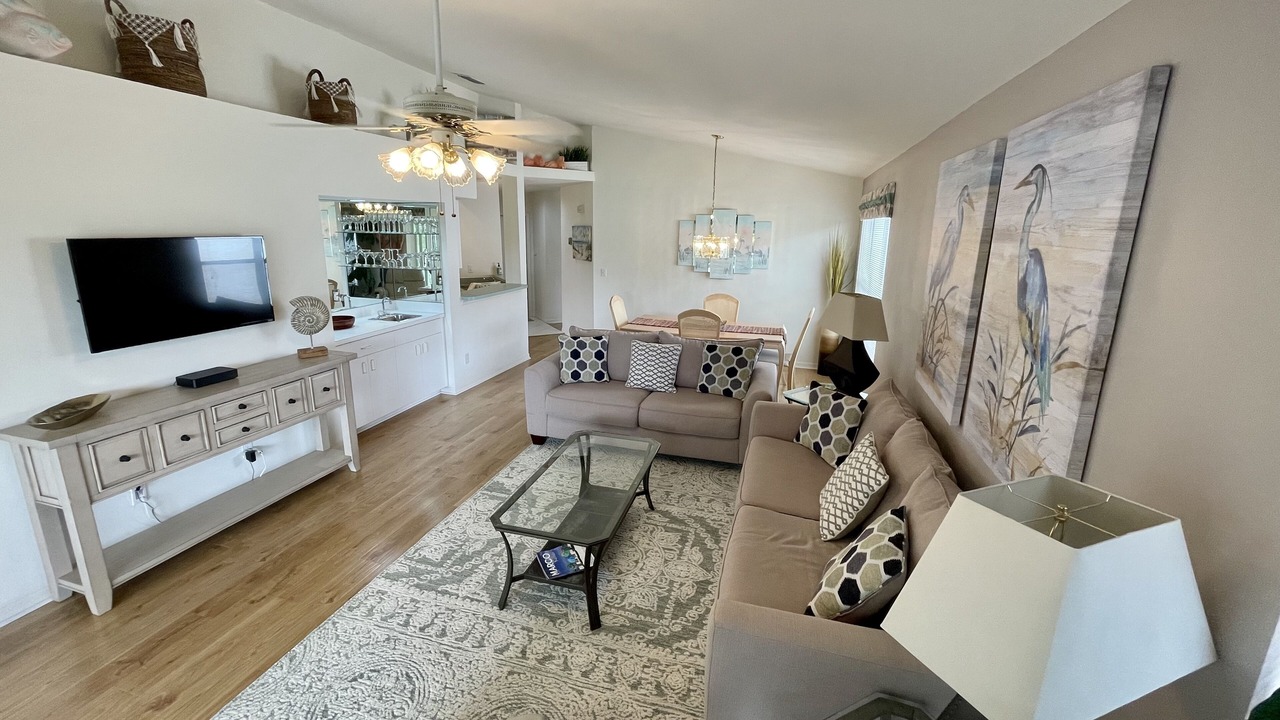 Photo of Bedroom in Hammock Bay