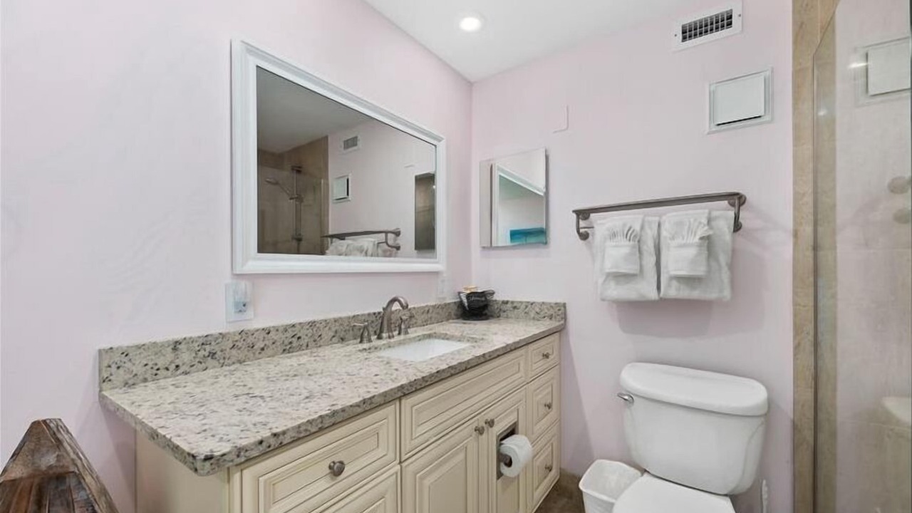 Photo of Bathroom in Hutchinson Island South