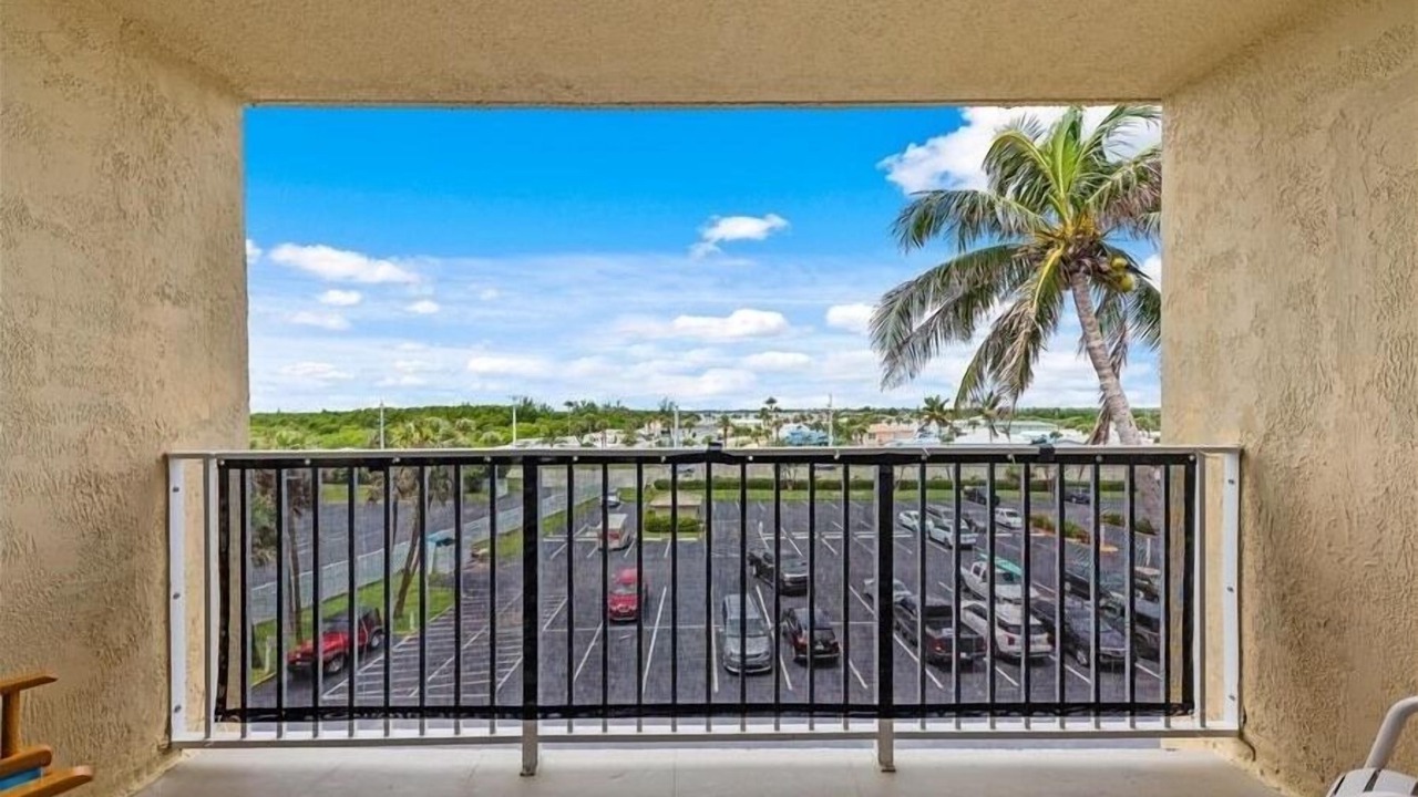 Photo of Others in Hutchinson Island South