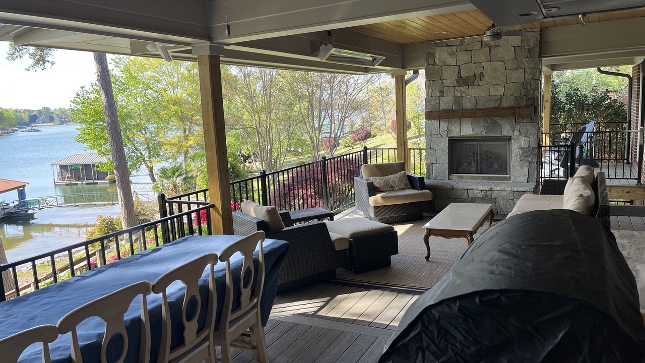Photo of Patio Balcony in Seneca