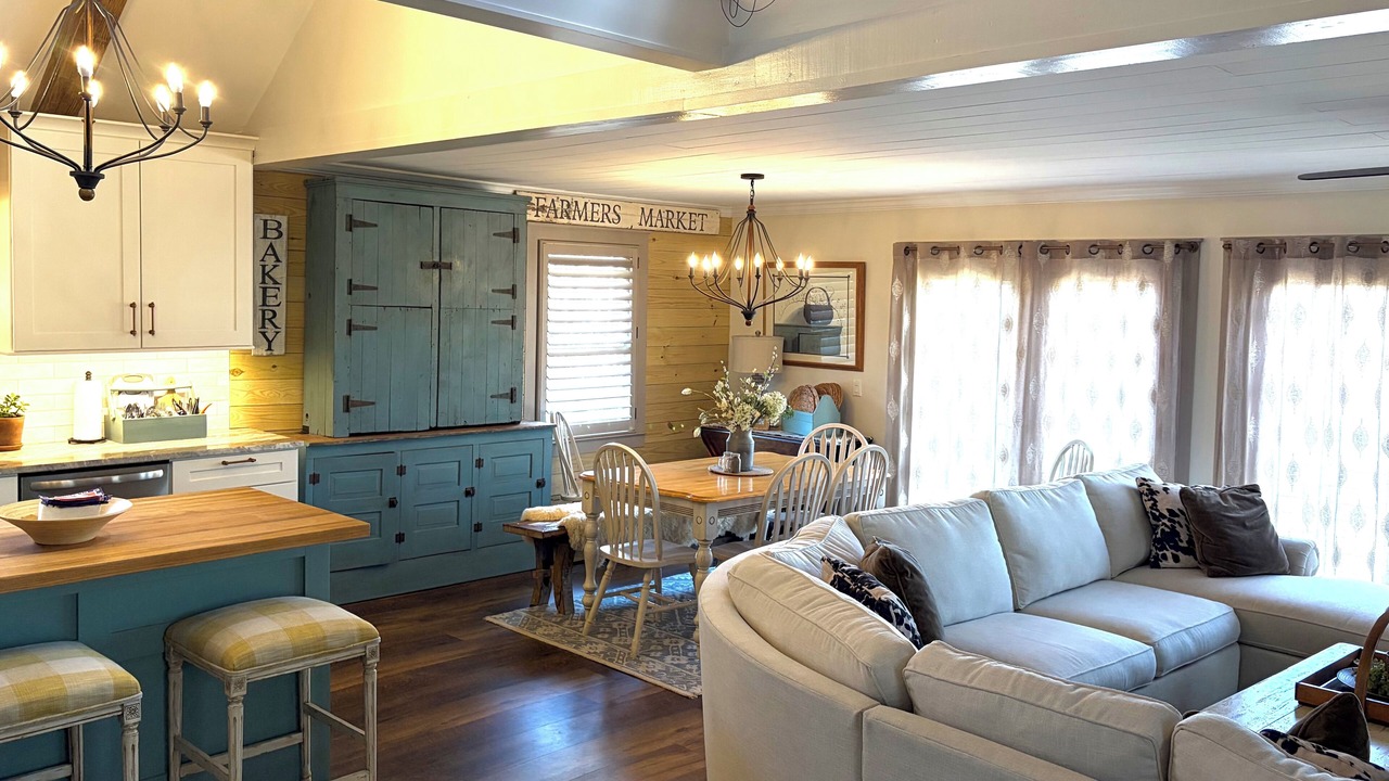 Photo of Livingroom in Anderson