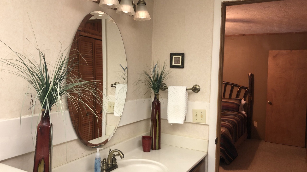 Photo of Bathroom in Hayesville