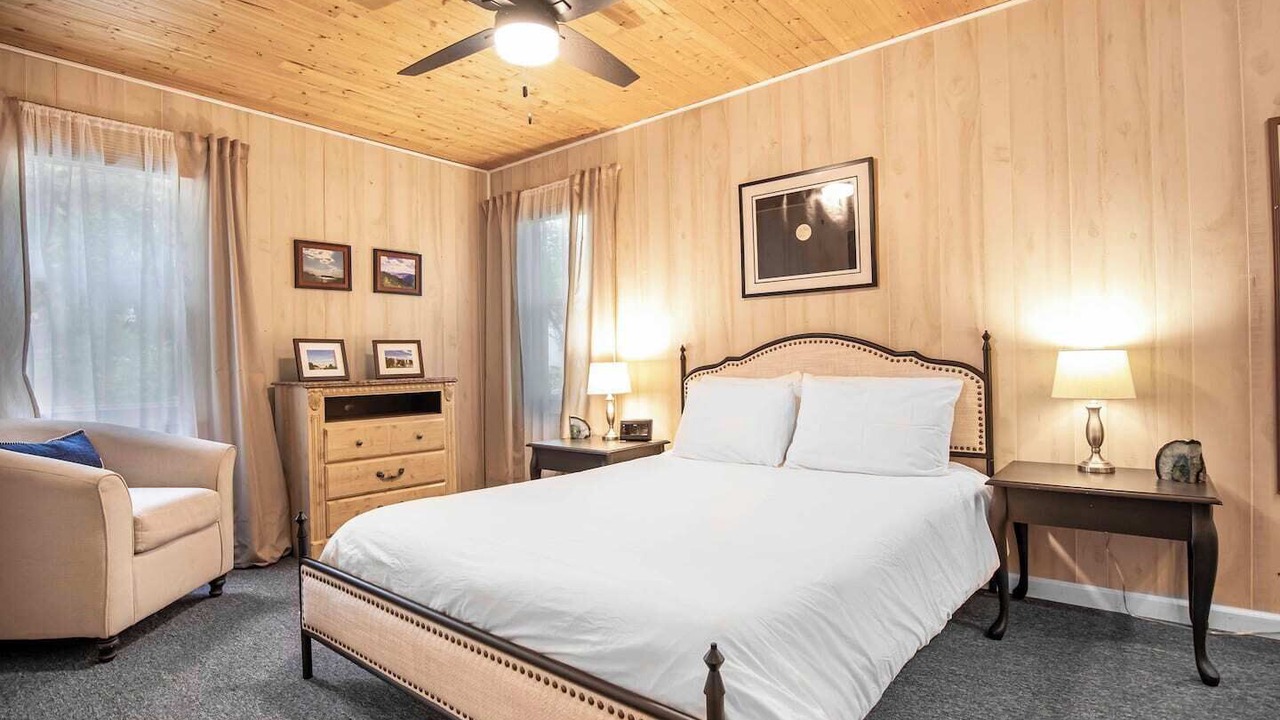Photo of Bedroom in Clemson