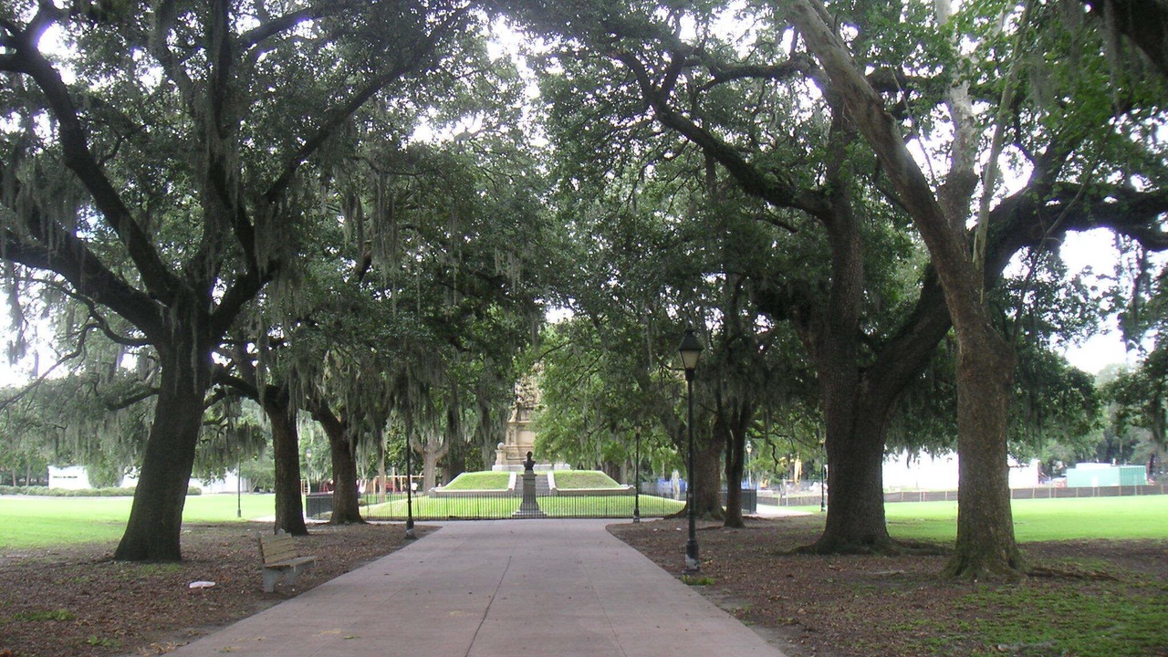 Photo of Others in Historic District - North