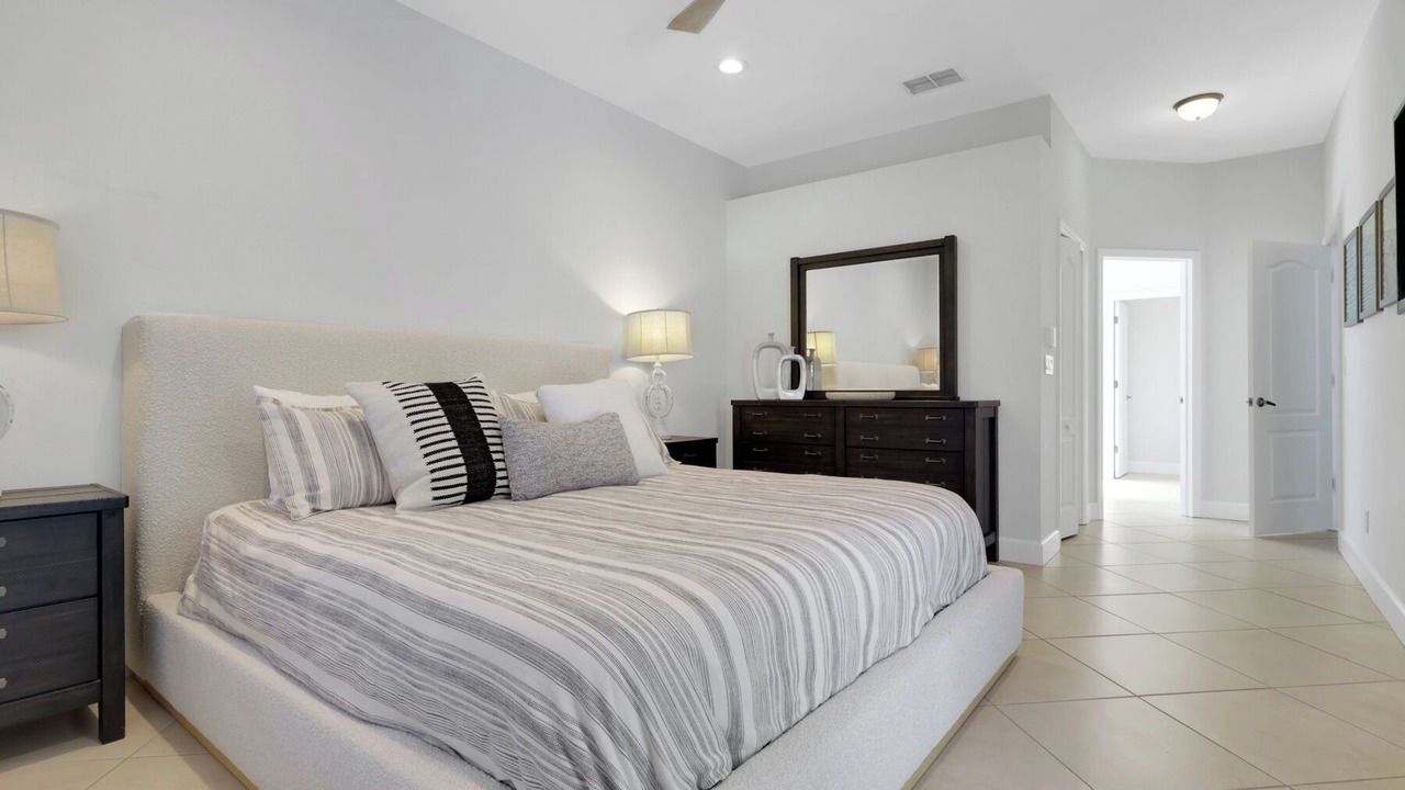 Photo of Bedroom in Falcons Glen