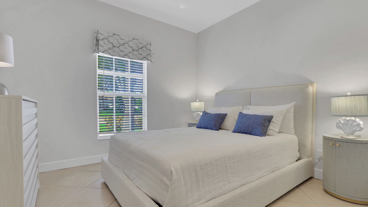 Photo of Bedroom in Falcons Glen