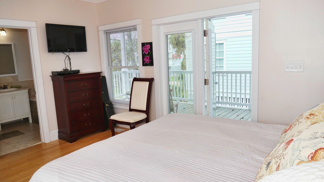 Photo of Bedroom in Tybee Island
