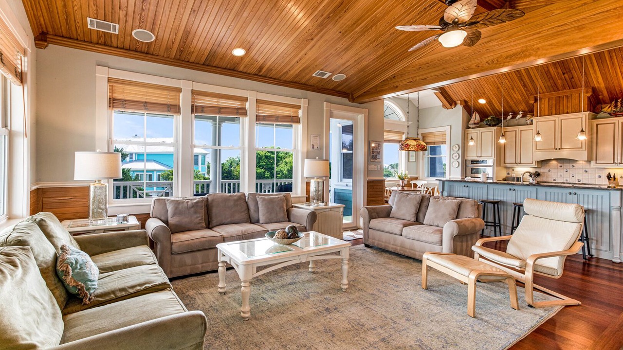 Photo of Bedroom in Tybee Island