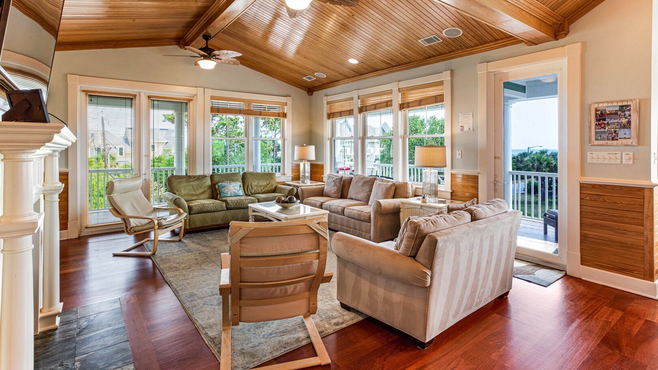 Photo of Bedroom in Tybee Island