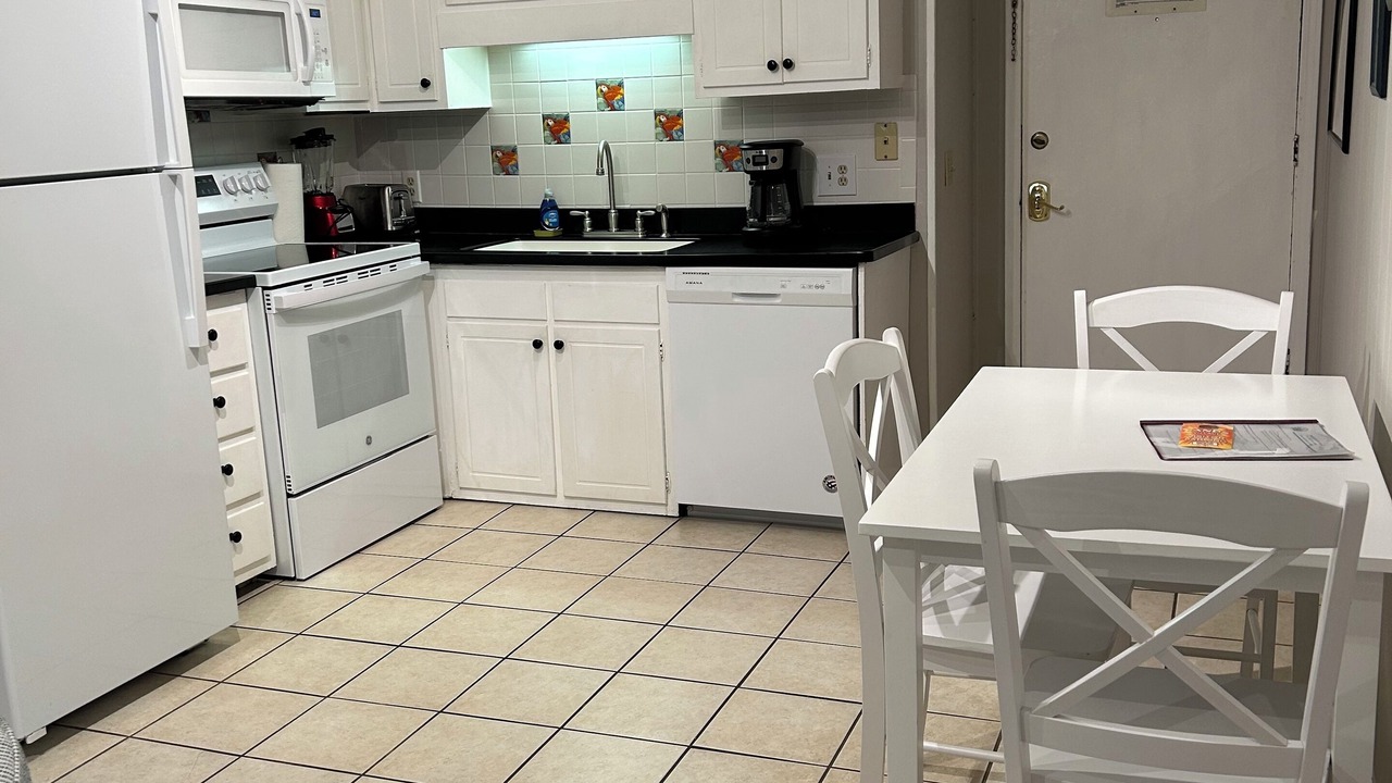 Photo of Kitchen in North Forest Beach