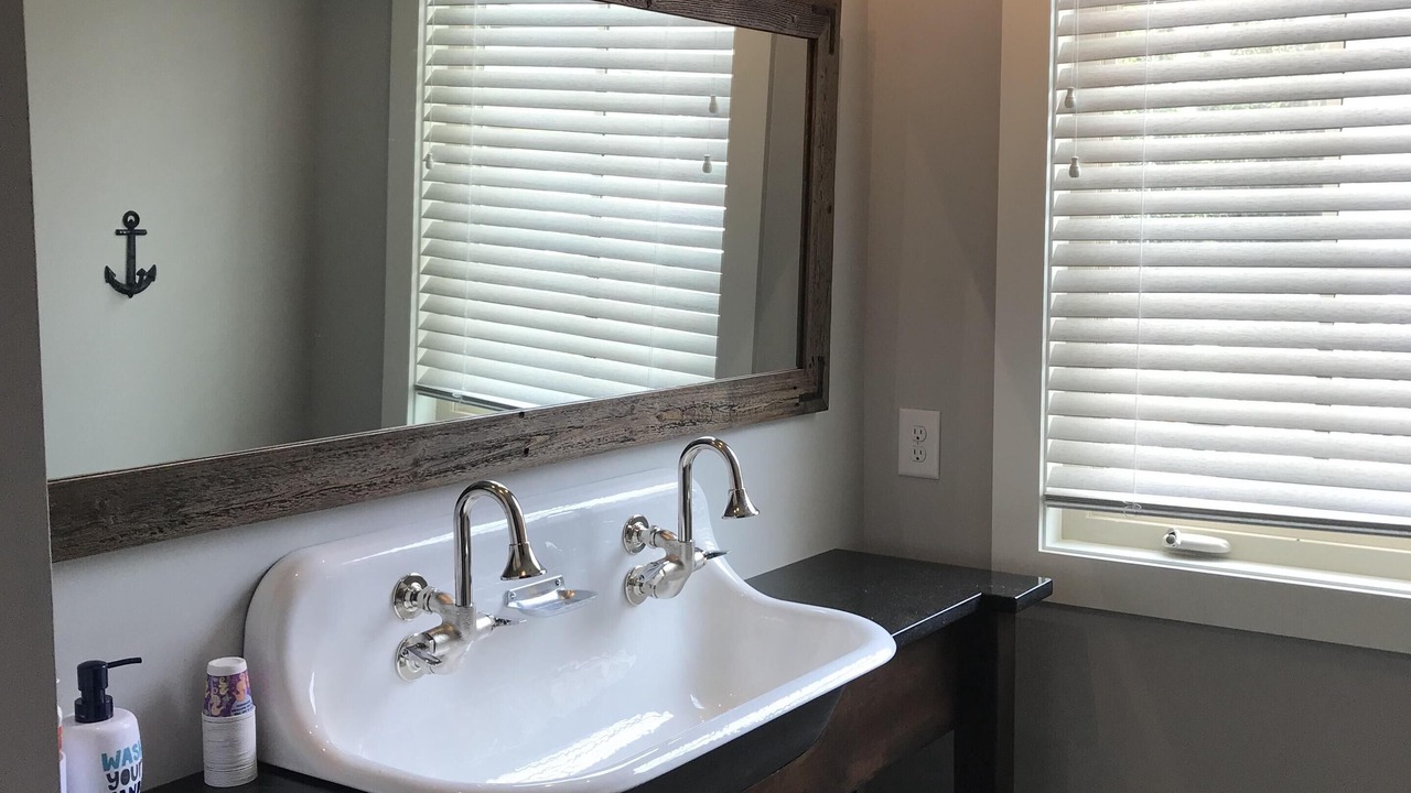 Photo of Bedroom in Anderson