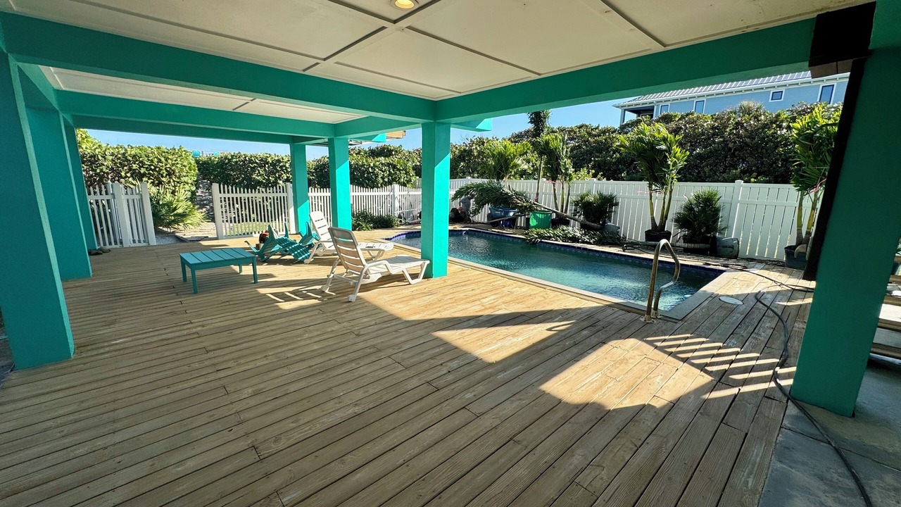 Photo of Outdoor in Ambersand Beach