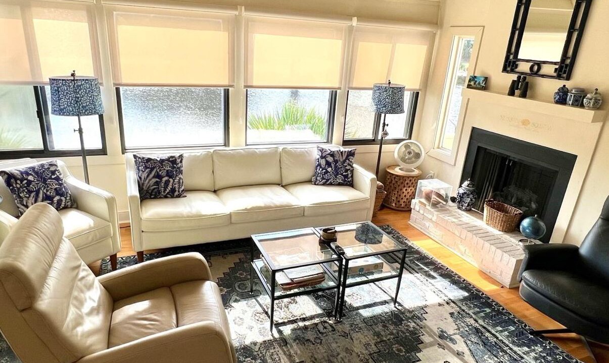 Photo of Livingroom in Sealoft Villas